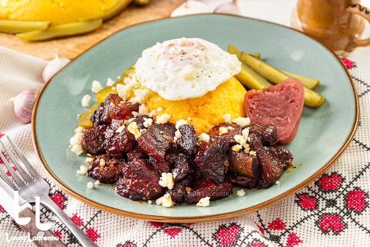 Tochitura Moldoveneasca